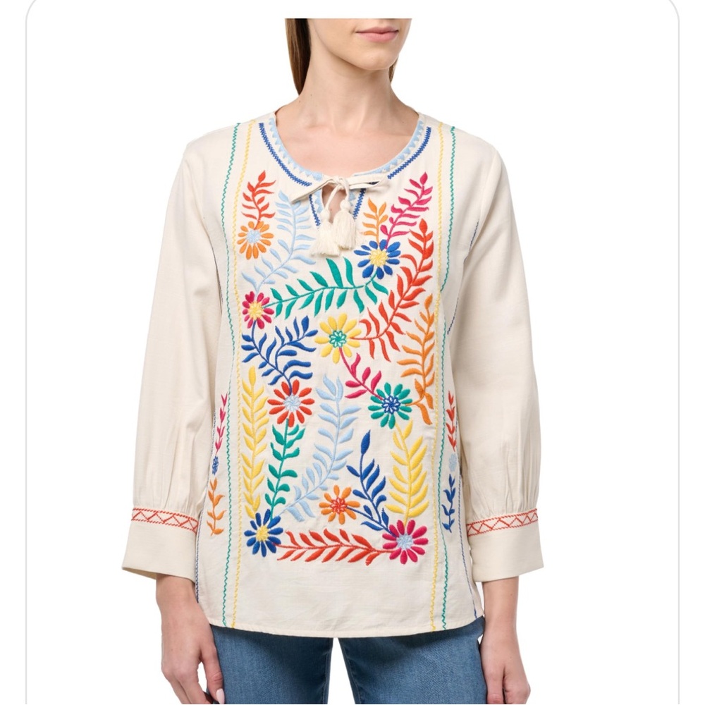 Tru Luxe Jeans Cream Blouse with Multicolor Embroidery